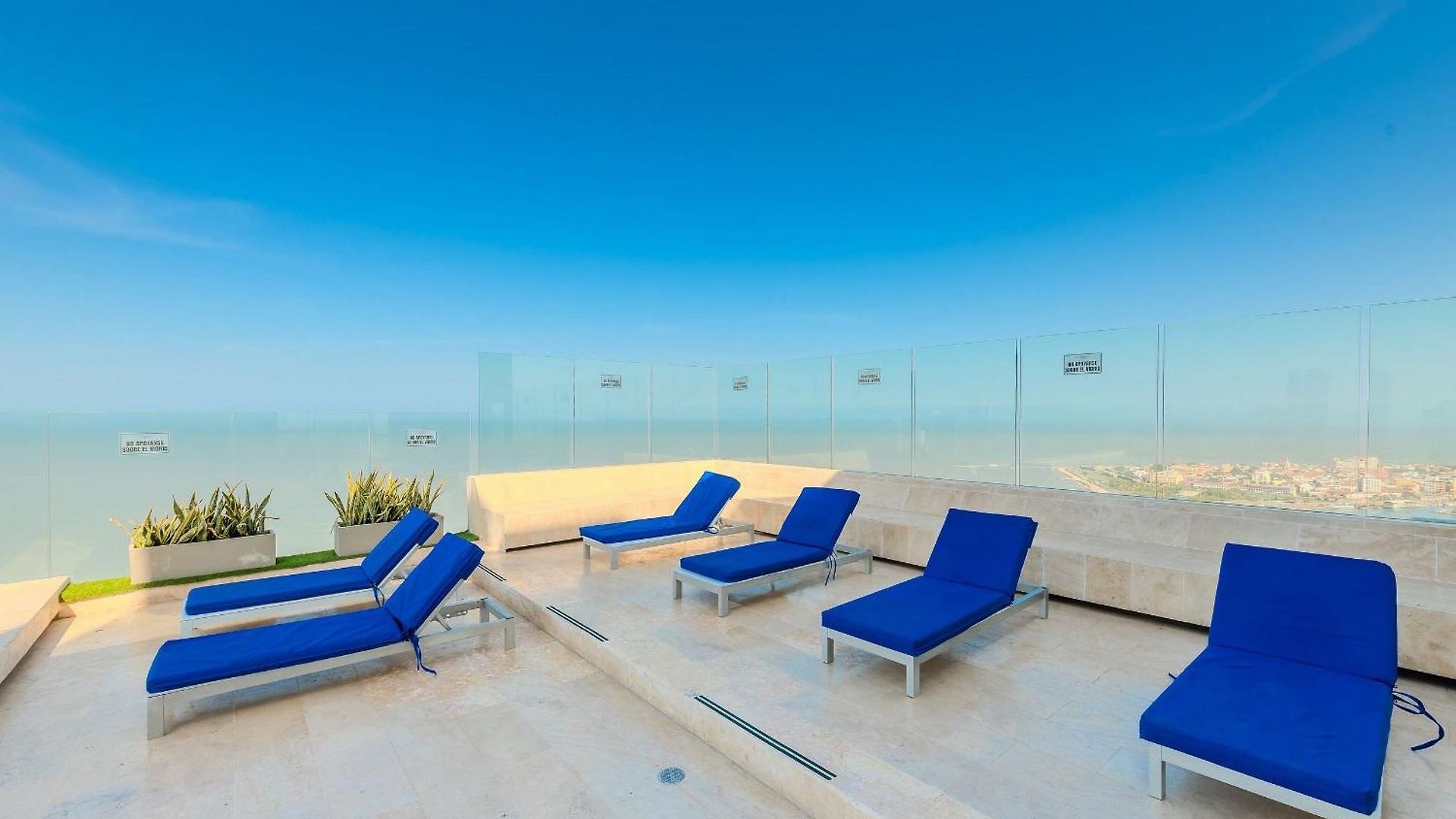 Premium Con Ubicación Excelente En Bocagrande * Cartagena