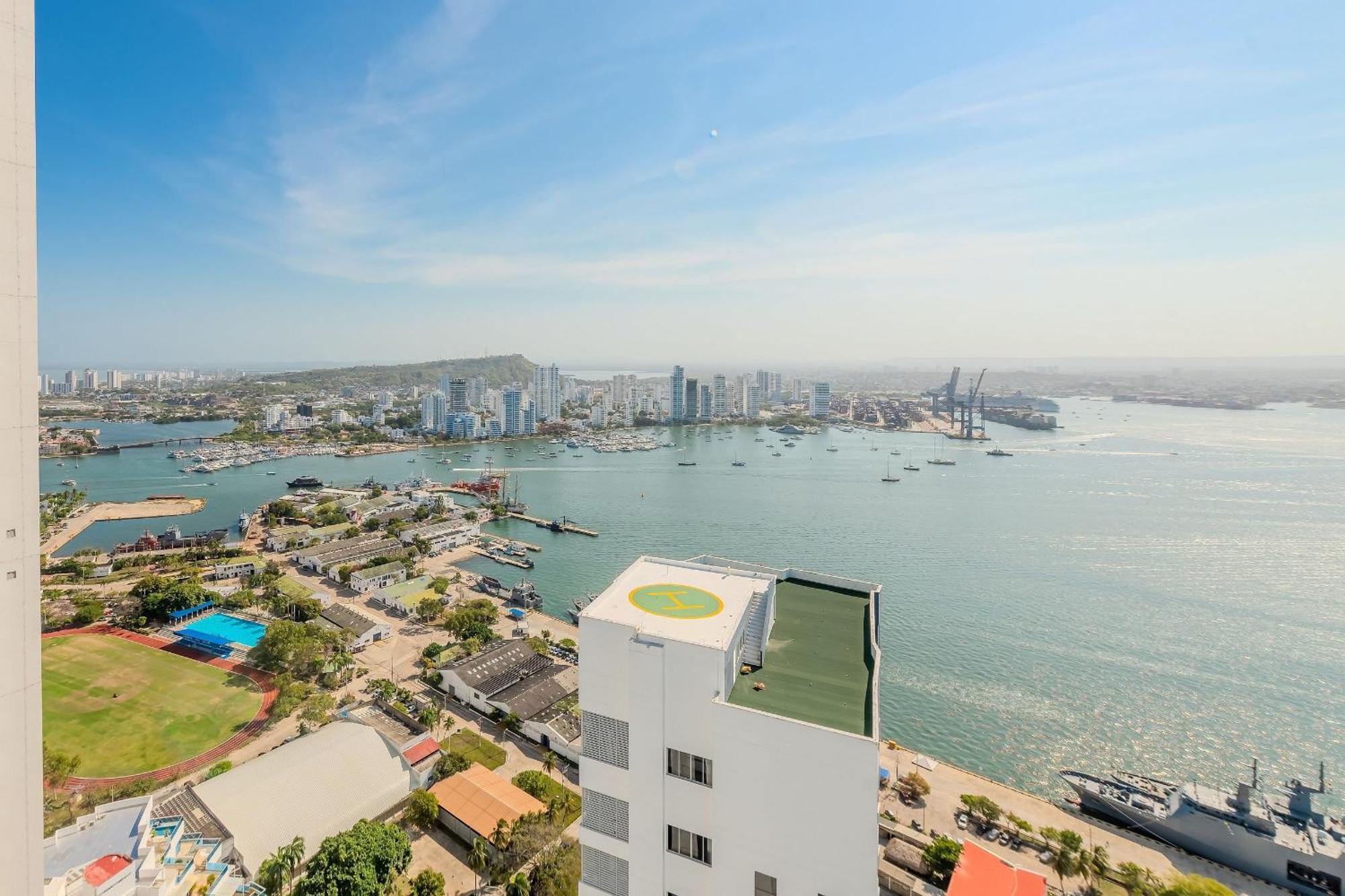 Premium Con Ubicacion Excelente En Bocagrande